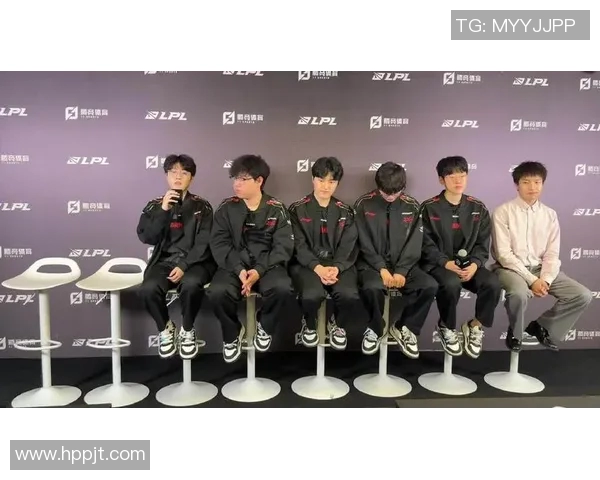 Jackeylove携手TES征战LPL赛场展现巅峰实力与团队默契 Jackeylove携手TES征战LPL赛场展现巅峰实力与团队默契