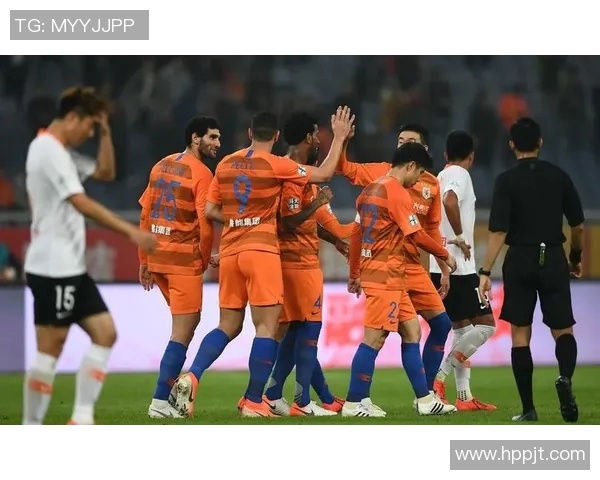 瓦伦西亚签下巴拉圭国脚，引发球队引援狂潮